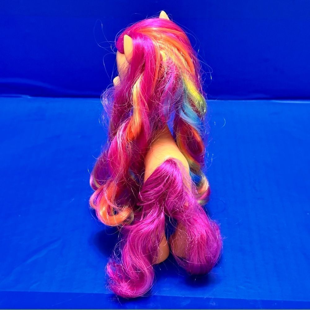 My Little Pony SUNNY STARSCOUT action figure - Picture 5 of 7